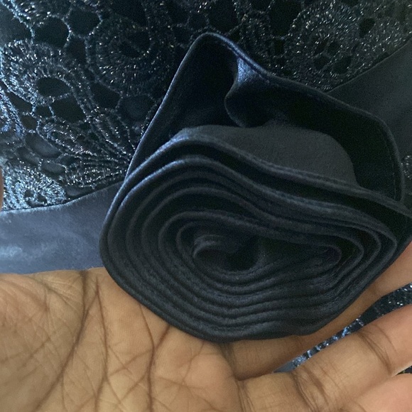 Marina Women’s Navy Blue Sparkly Lace Sleeveless Fit & Flare Midi Dress Size 10 - Picture 6 of 9